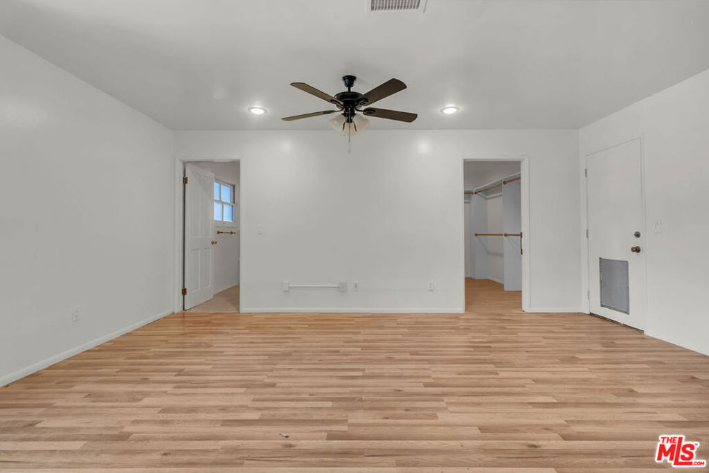 9322 Lasaine Avenue - Photo 30