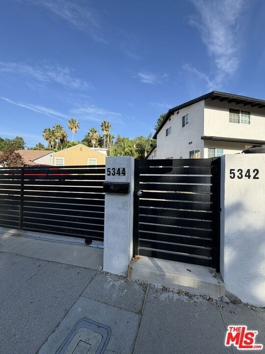 5342 Don Pio Drive - Photo 0
