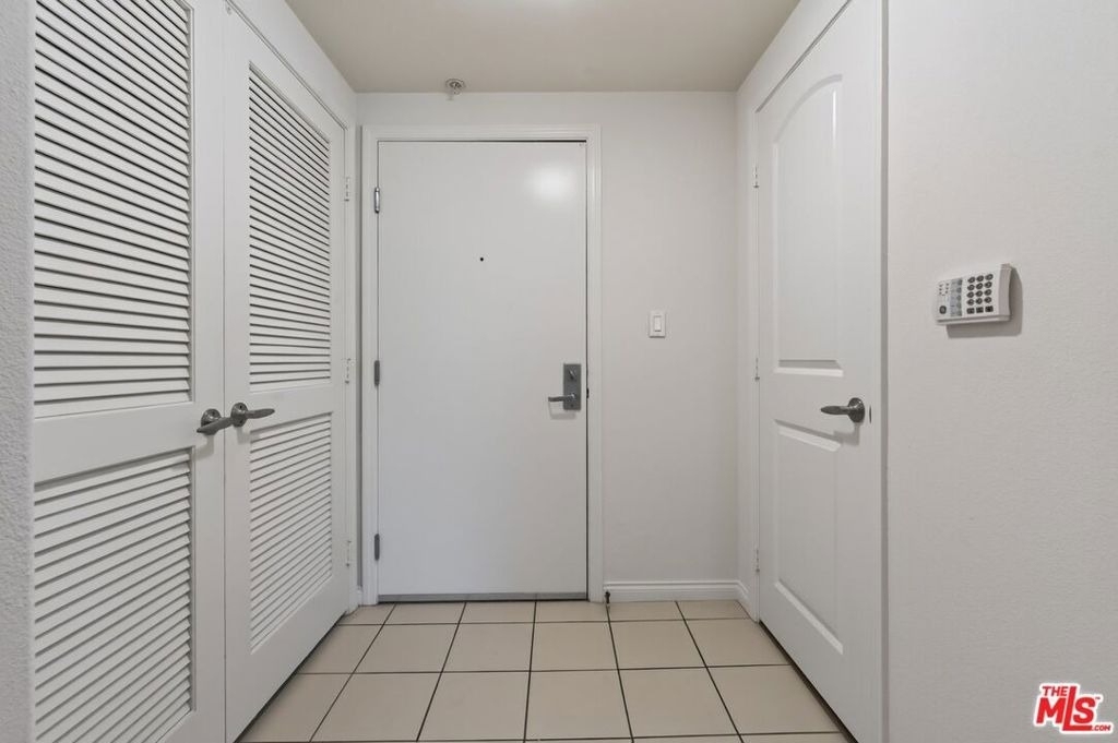 360 W Avenue 26 - Photo 3