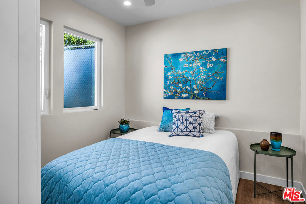 2319 1/2 Teviot Street - Photo 13