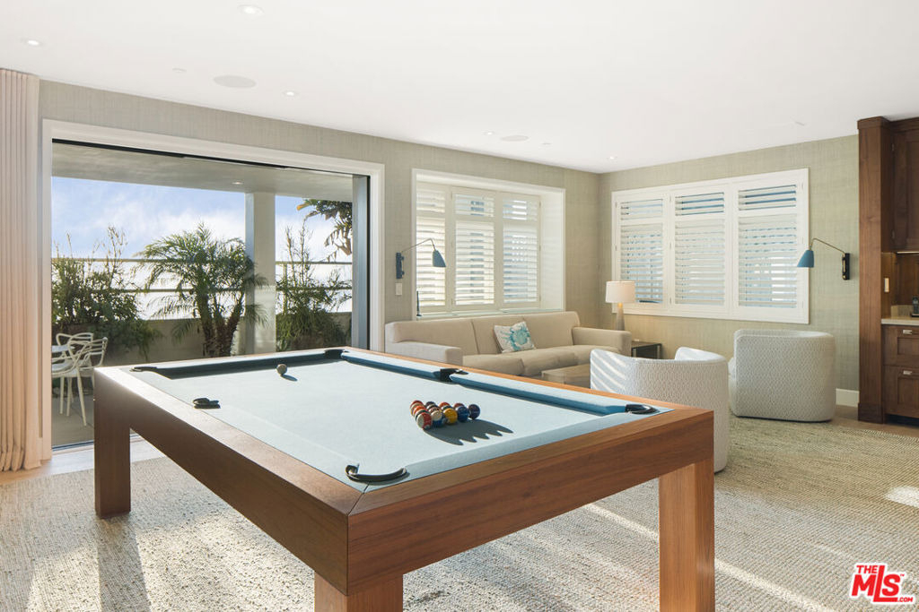 1347 Palisades Beach Road - Photo 7