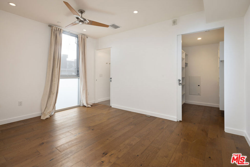 12770 Caswell Avenue - Photo 17