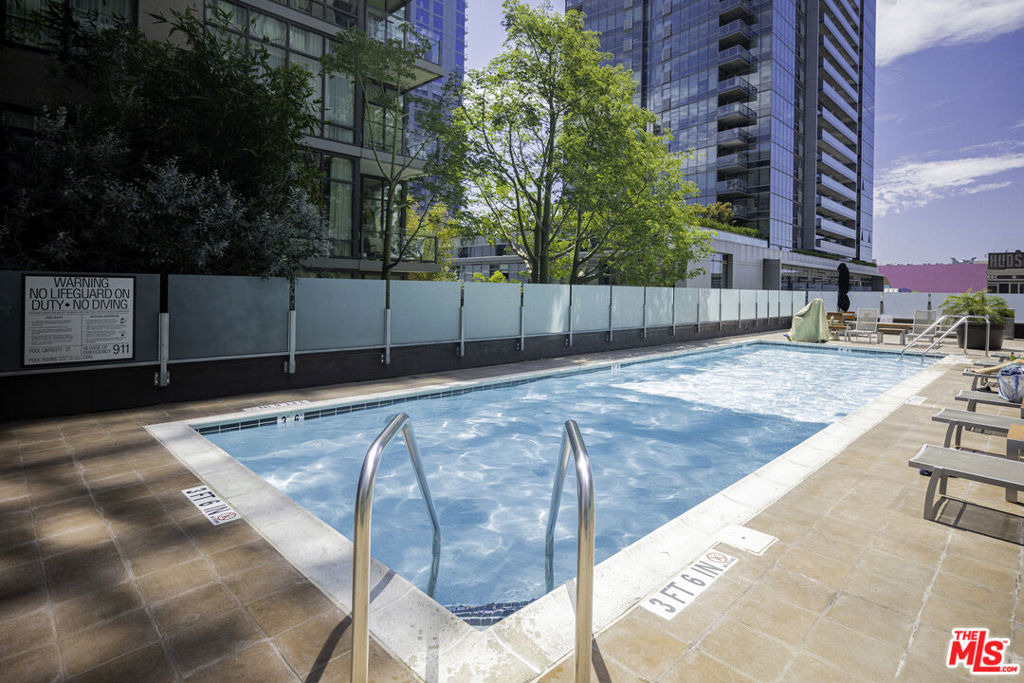 1100 S Hope Street - Photo 25