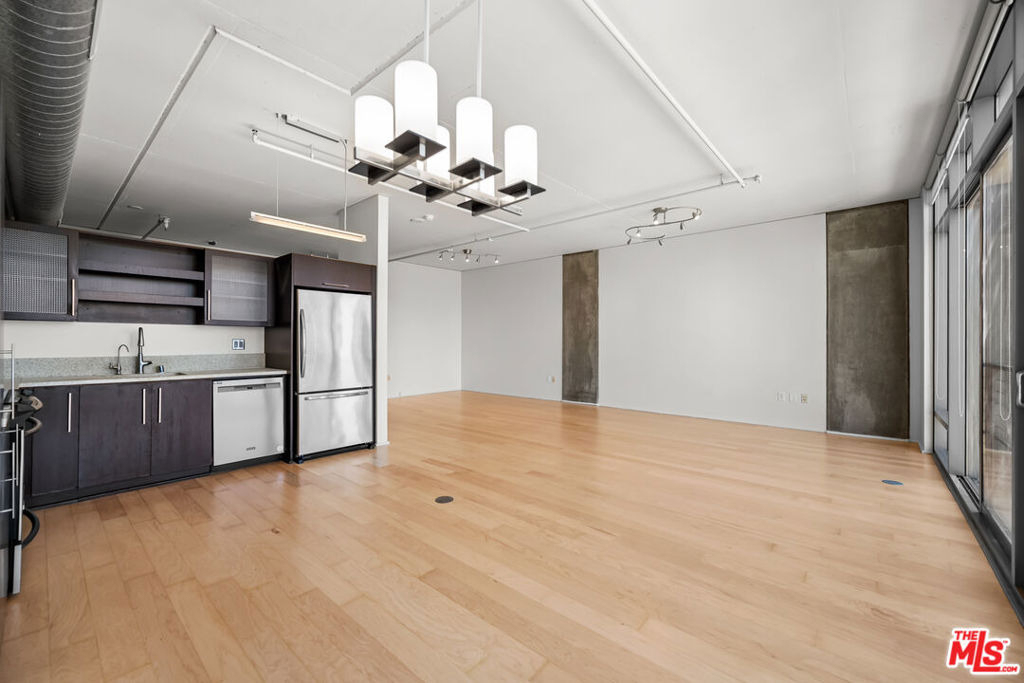 1100 S Hope Street - Photo 42