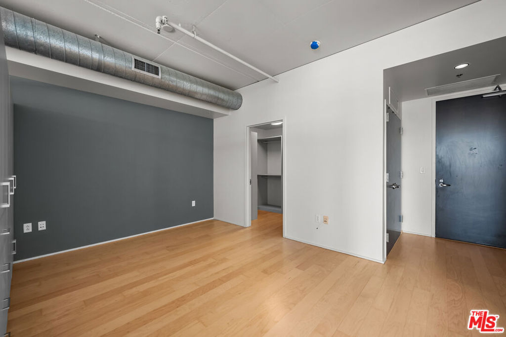 1100 S Hope Street - Photo 29