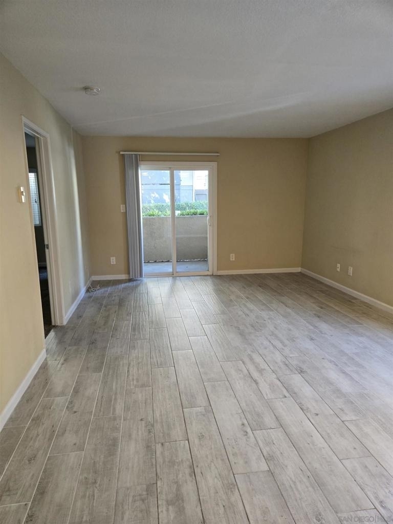 7425 Charmant - Photo 6