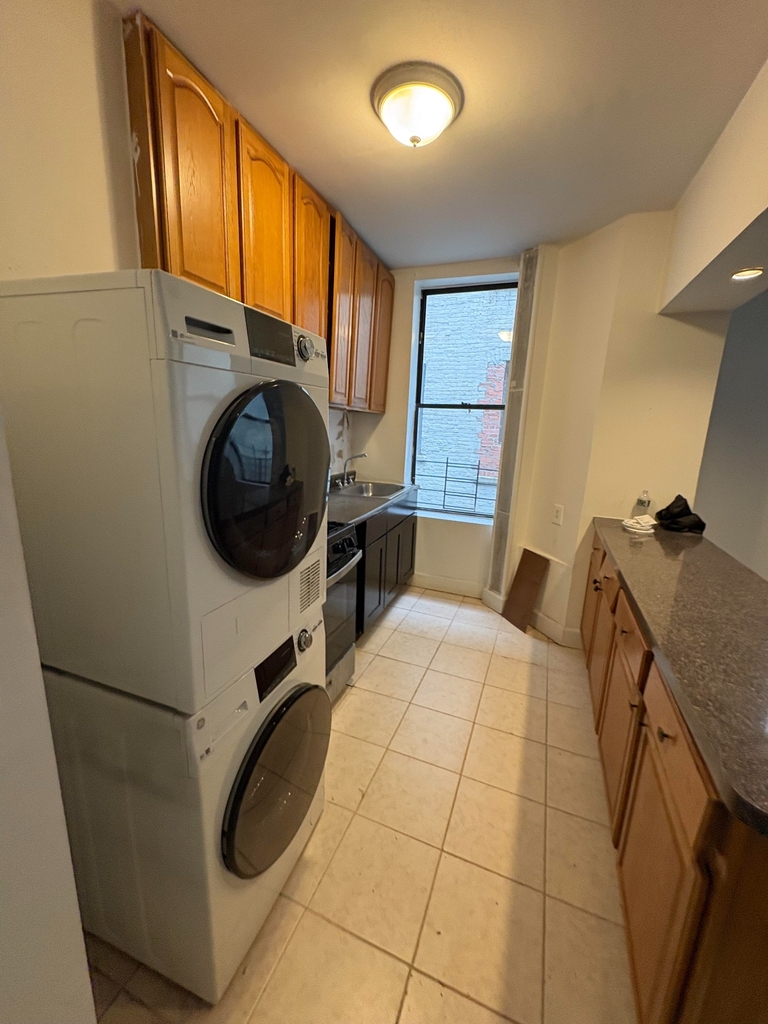 529 West 151st Street - Photo 1