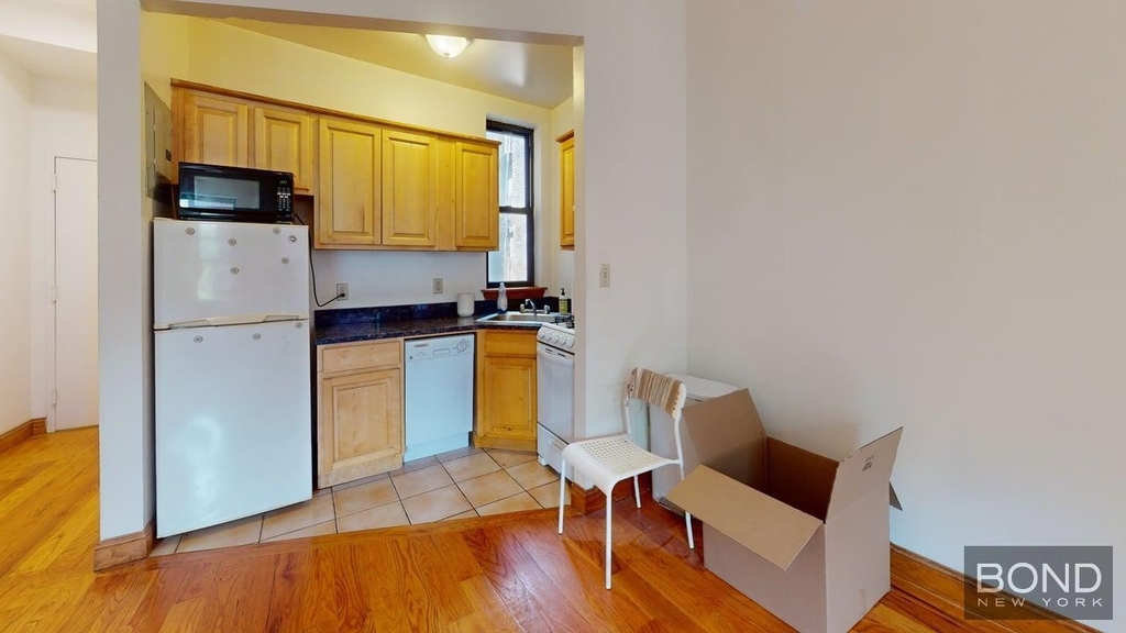 Columbus Avenue - Photo 11