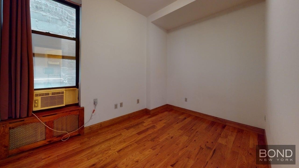 Columbus Avenue - Photo 9