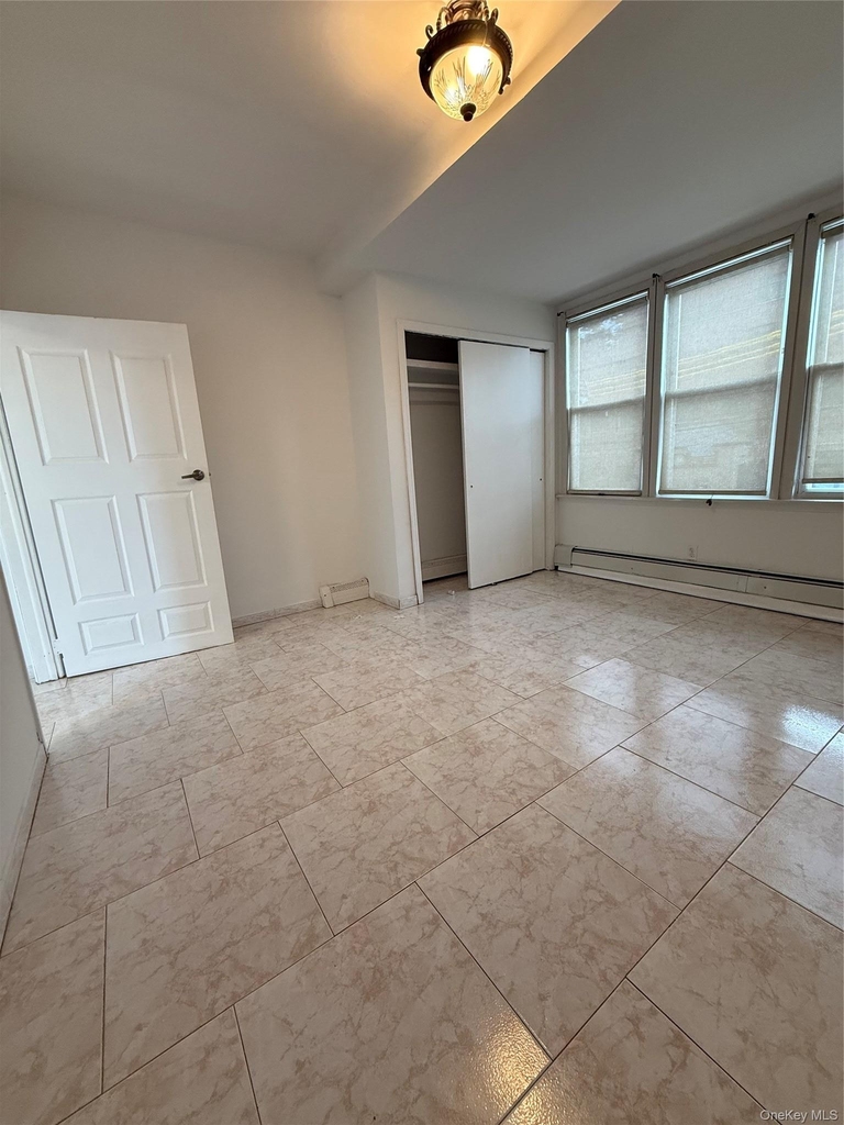6020 60th Street - Photo 2