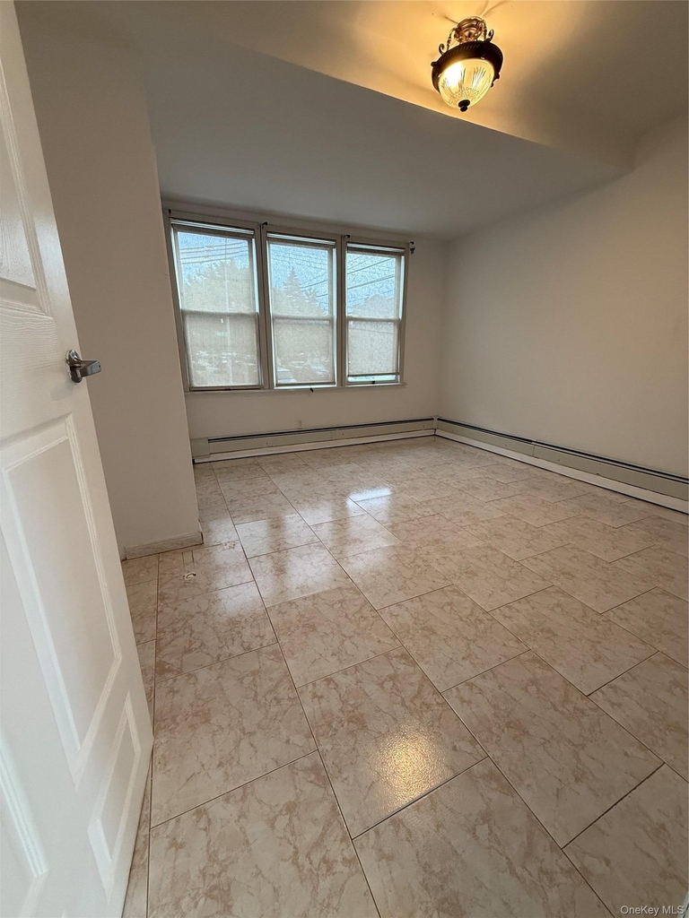 6020 60th Street - Photo 3