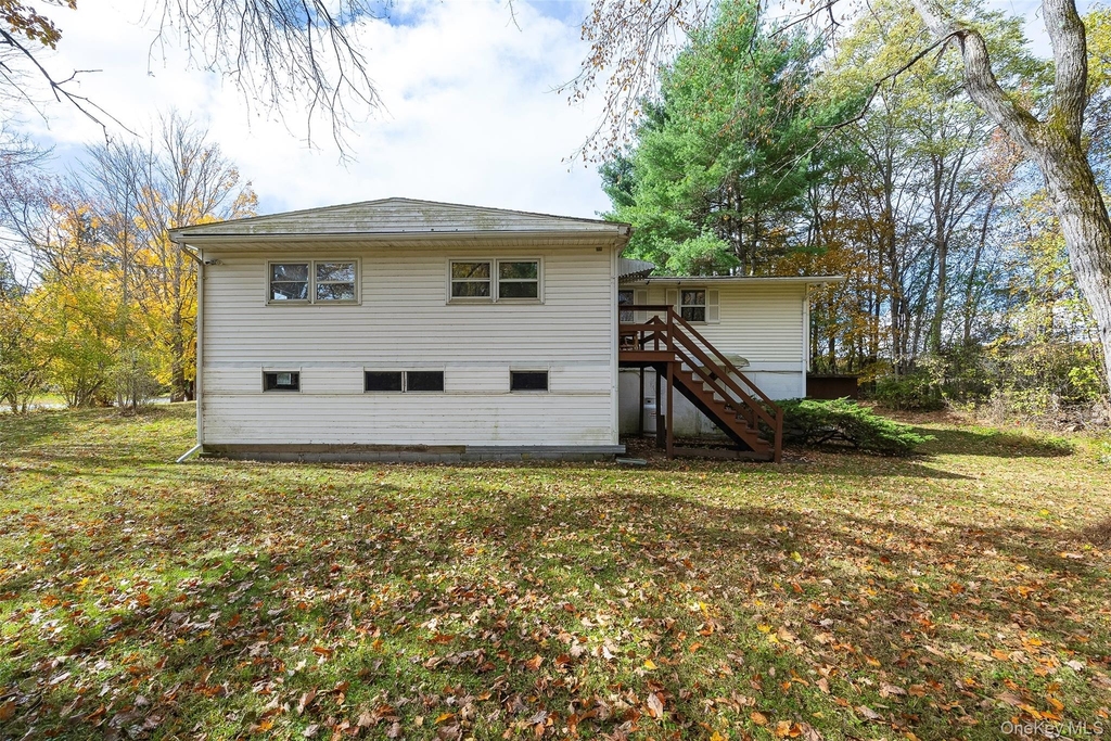 82 Lake Road - Photo 2