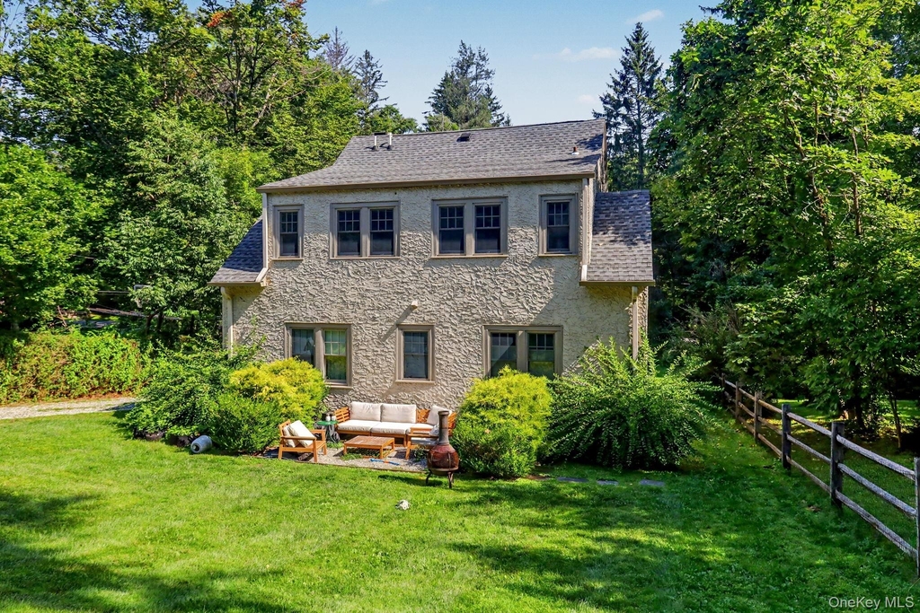 82 Douglas Road - Photo 18