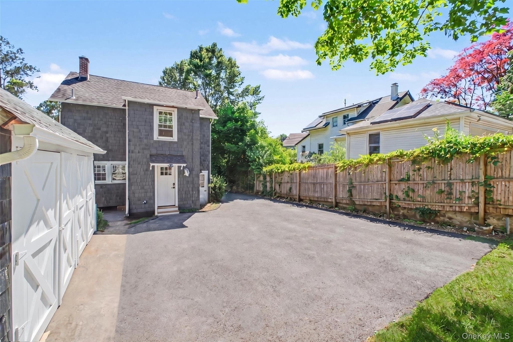 6 North Street - Photo 27