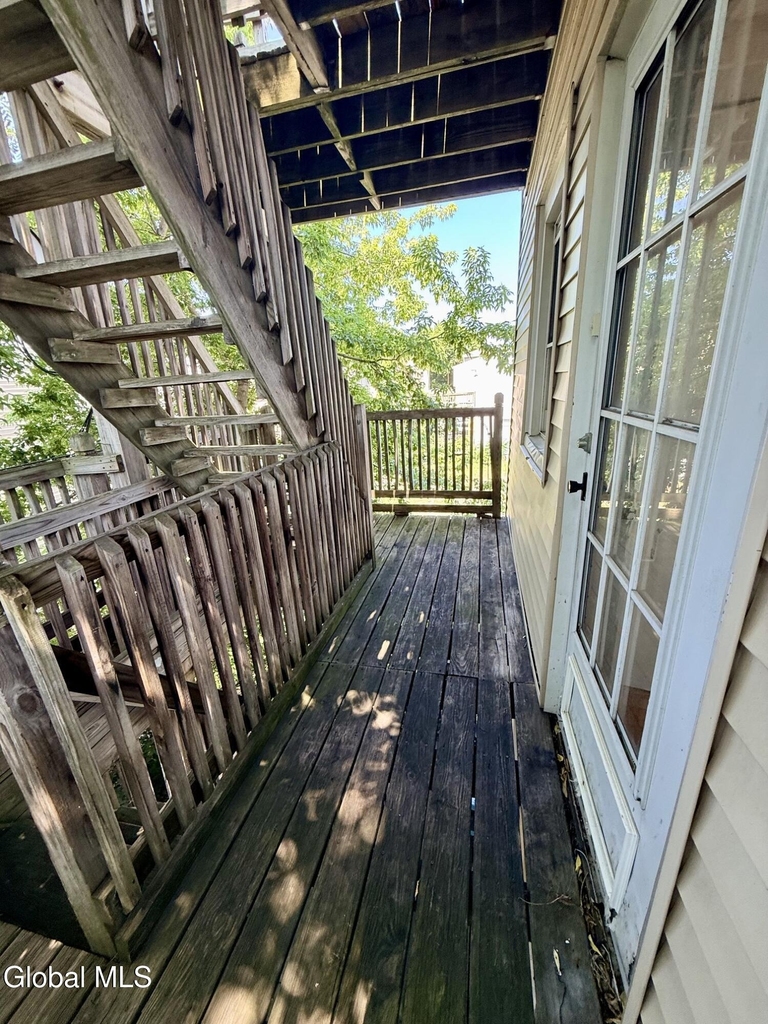 154 Spring Street - Photo 8