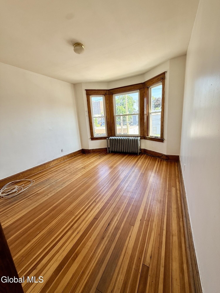 154 Spring Street - Photo 0