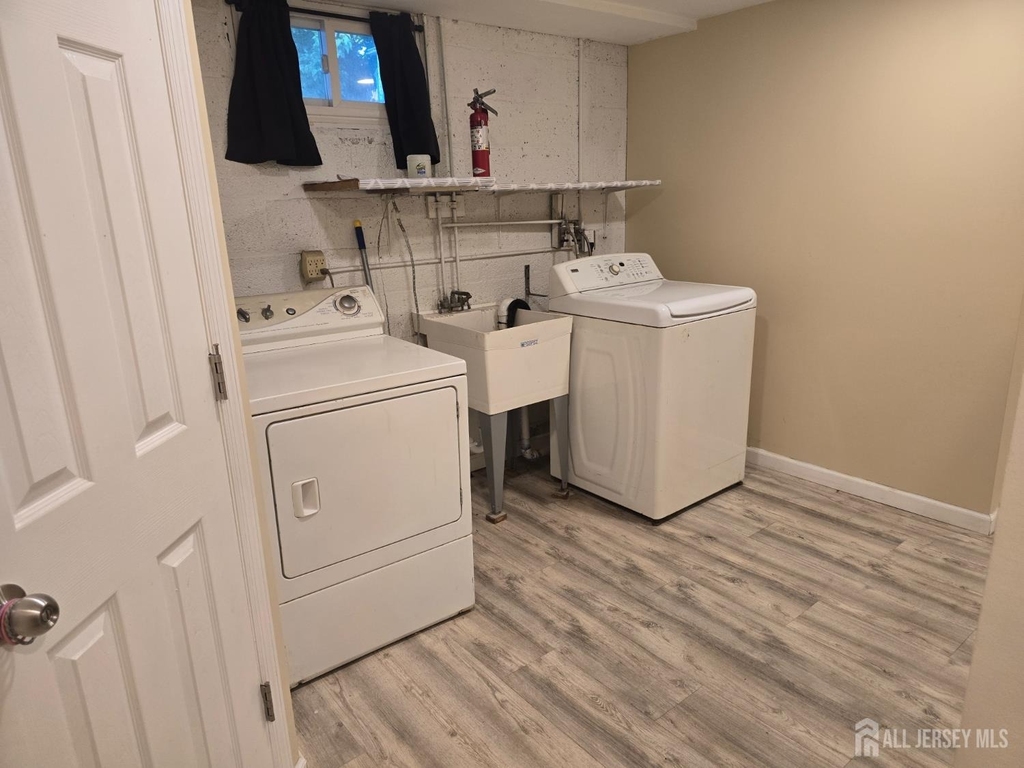 111 Bertram Avenue - Photo 11
