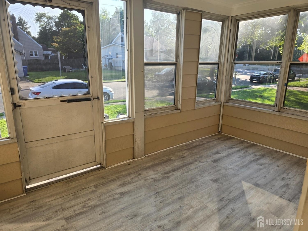 111 Bertram Avenue - Photo 2