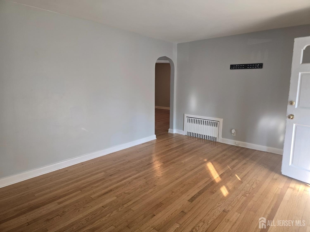 111 Bertram Avenue - Photo 4