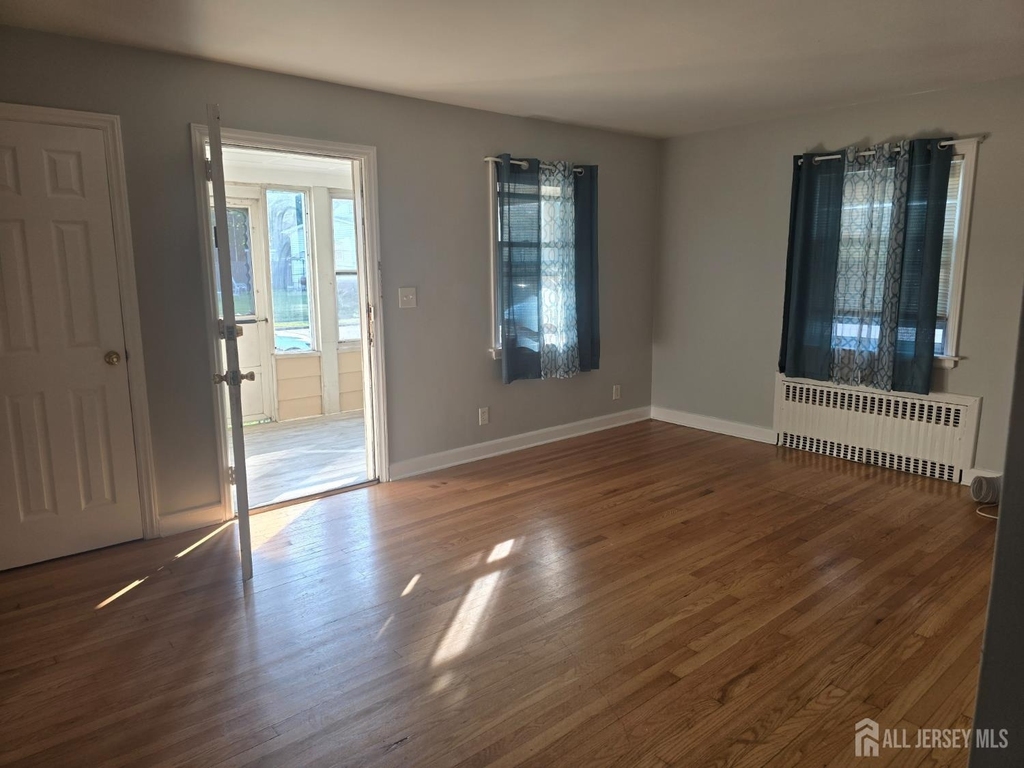 111 Bertram Avenue - Photo 3