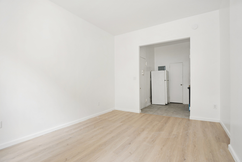 19 Division Street - Photo 3