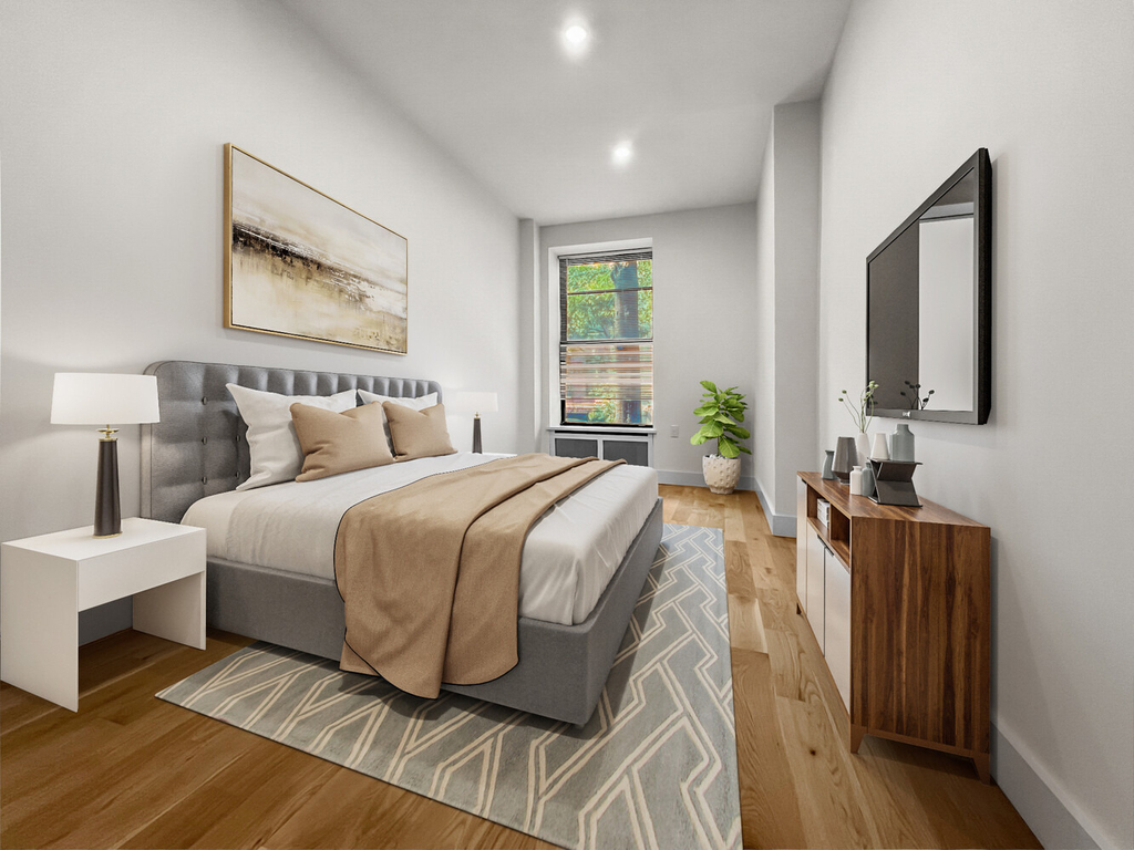 149 E 81st Street - Photo 2