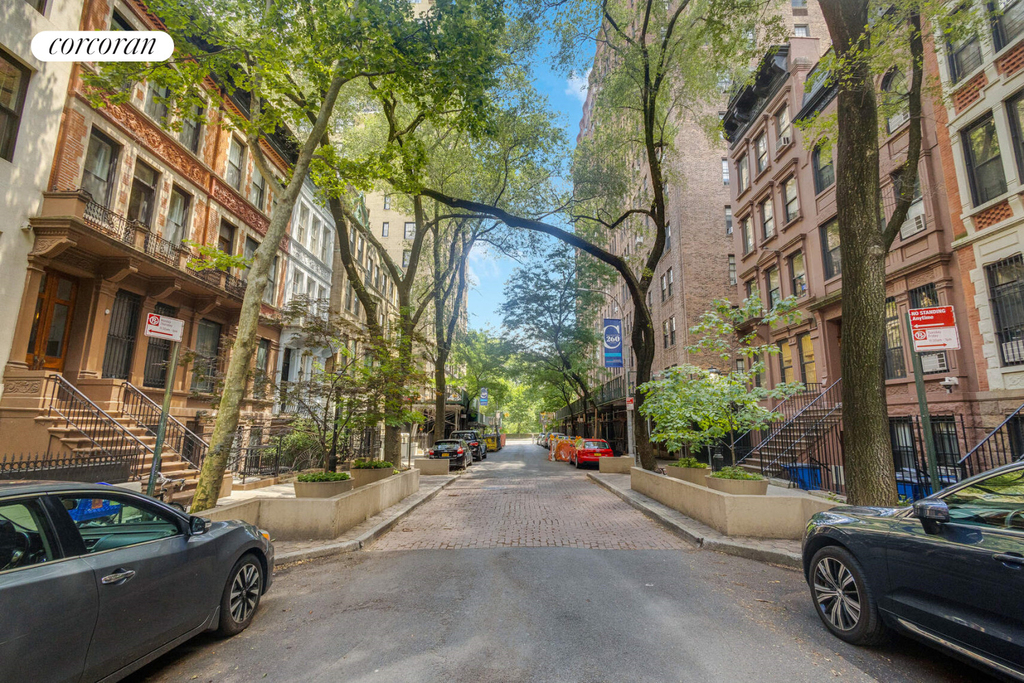 31 W 94th Street - Photo 16
