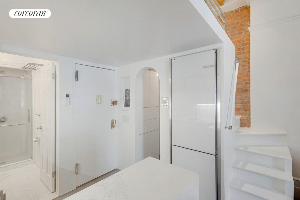 31 W 94th Street - Photo 3