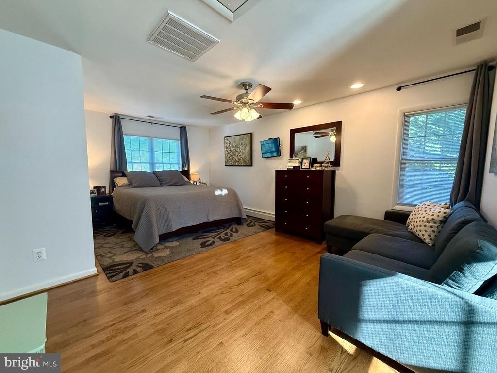 2223 Great Falls Street - Photo 10