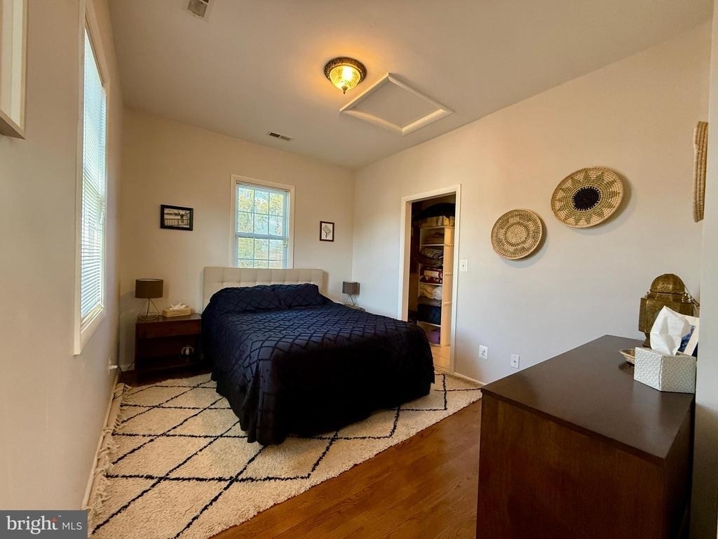 2223 Great Falls Street - Photo 6