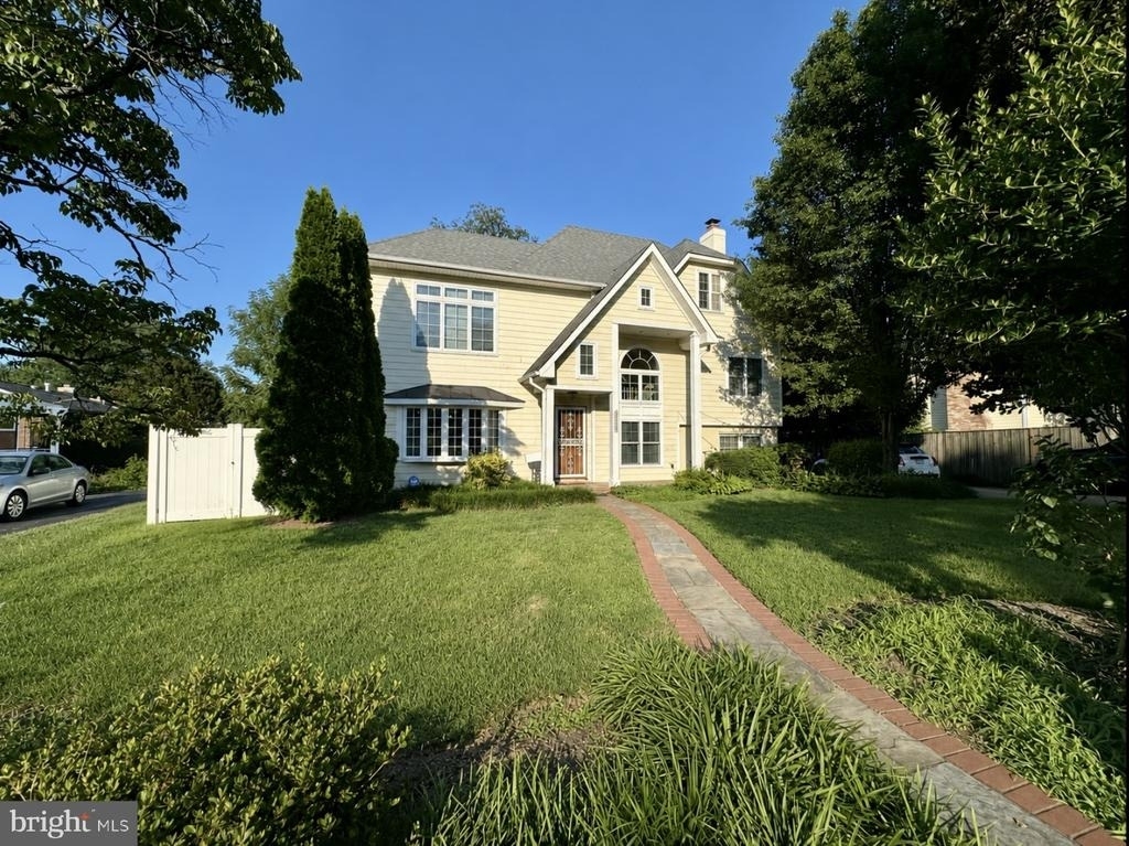 2223 Great Falls Street - Photo 21