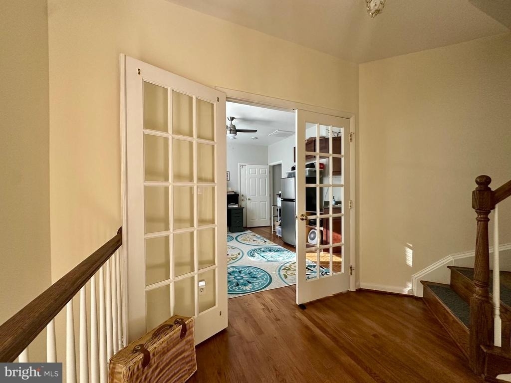 2223 Great Falls Street - Photo 4