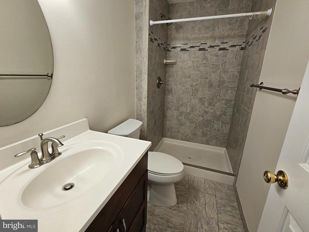 12109 Greenway Court - Photo 9
