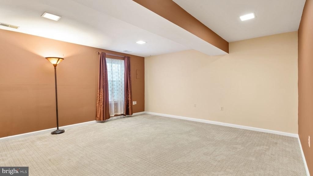 4453 Holly Avenue - Photo 35