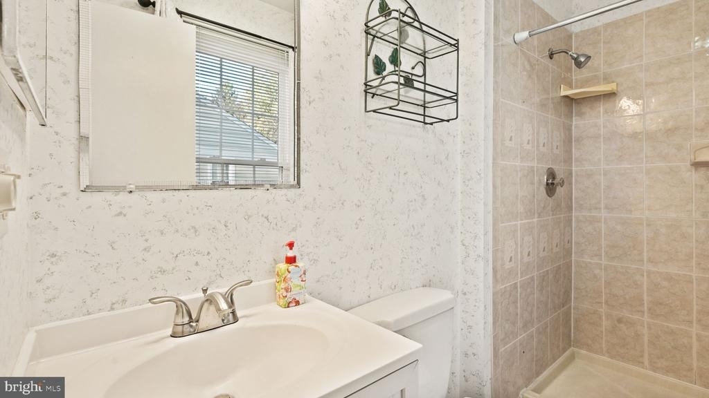 4453 Holly Avenue - Photo 22