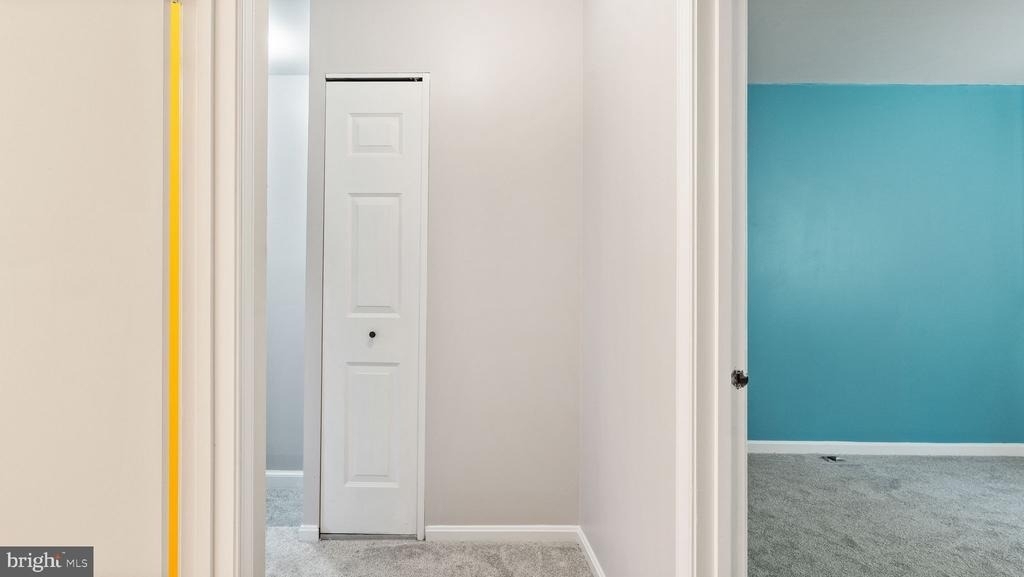 4453 Holly Avenue - Photo 18