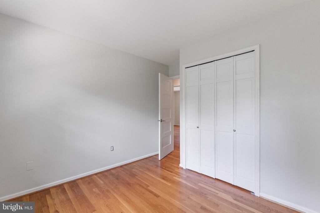 1731 Tamerisk Court - Photo 9