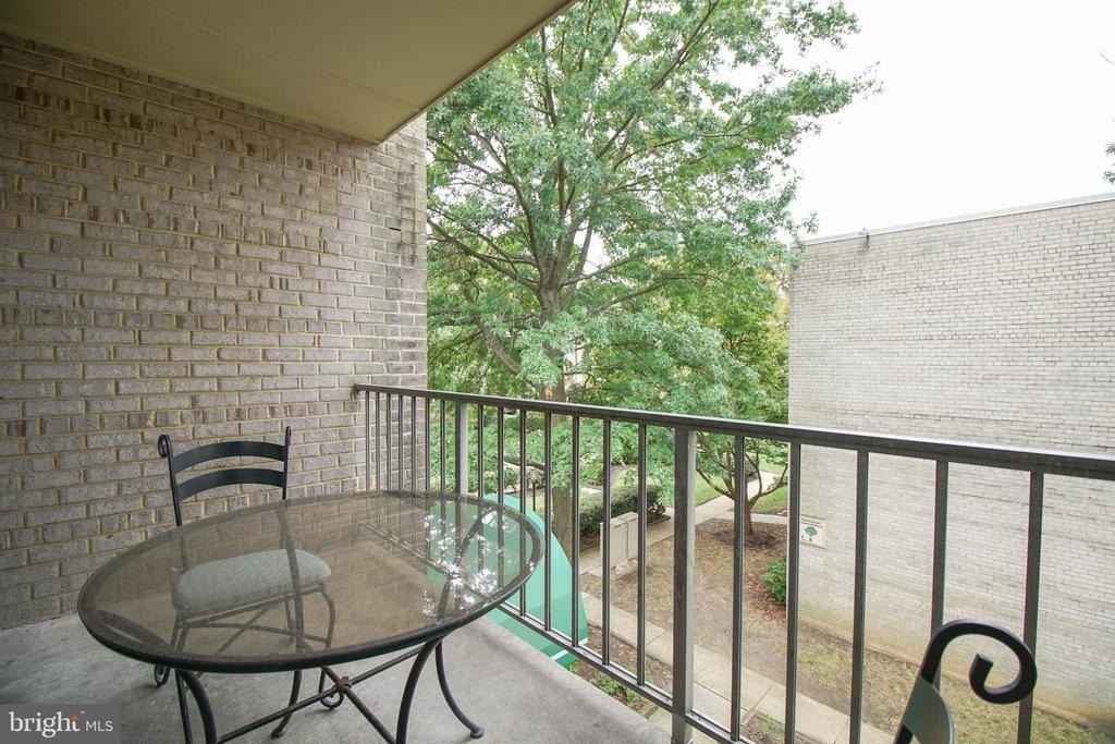 6 Canterbury Square - Photo 21