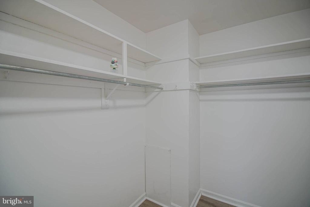 6 Canterbury Square - Photo 15