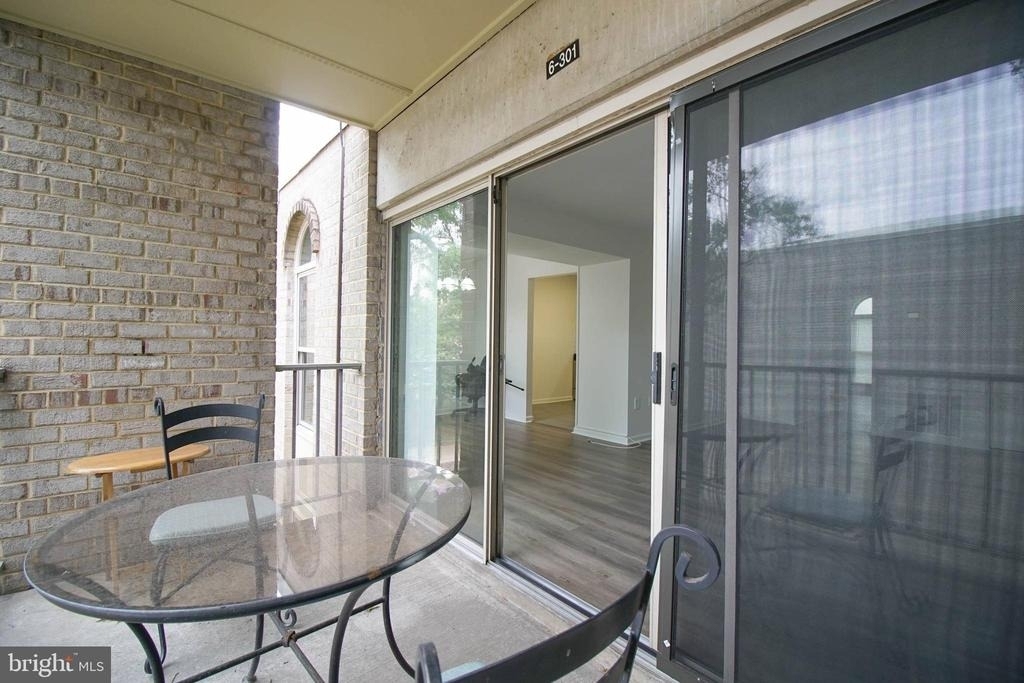 6 Canterbury Square - Photo 23