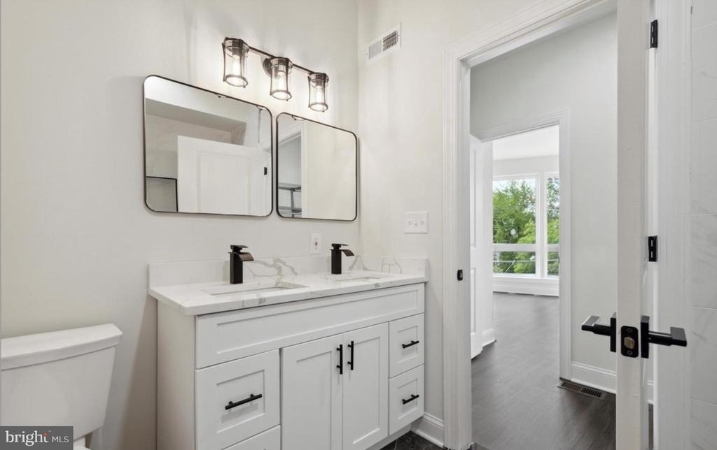 619 Cecil B Moore Avenue - Photo 9