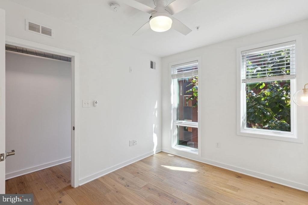 1416 Frankford Avenue - Photo 6