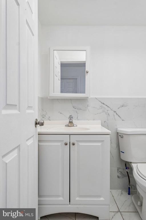 732 Dickinson Street - Photo 6