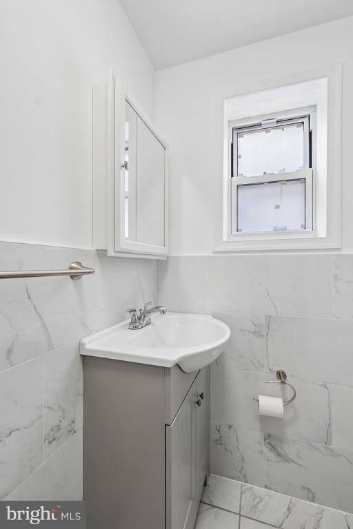 732 Dickinson Street - Photo 15