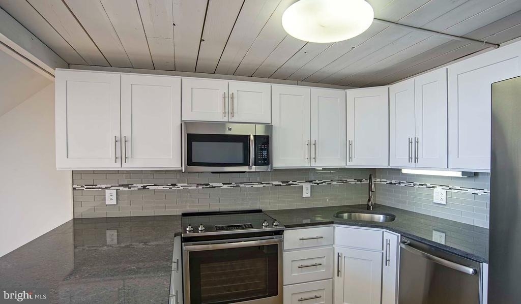 2300 Walnut Street - Photo 22