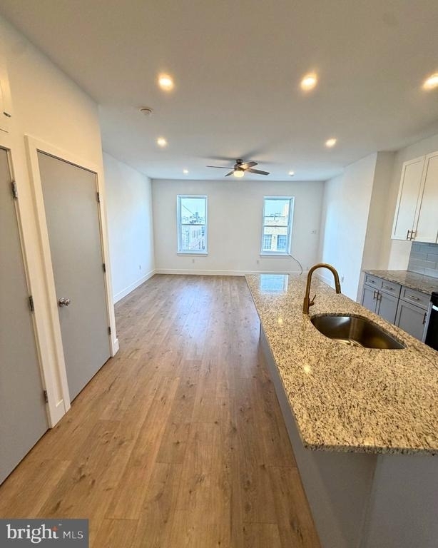 914 Snyder Avenue - Photo 9