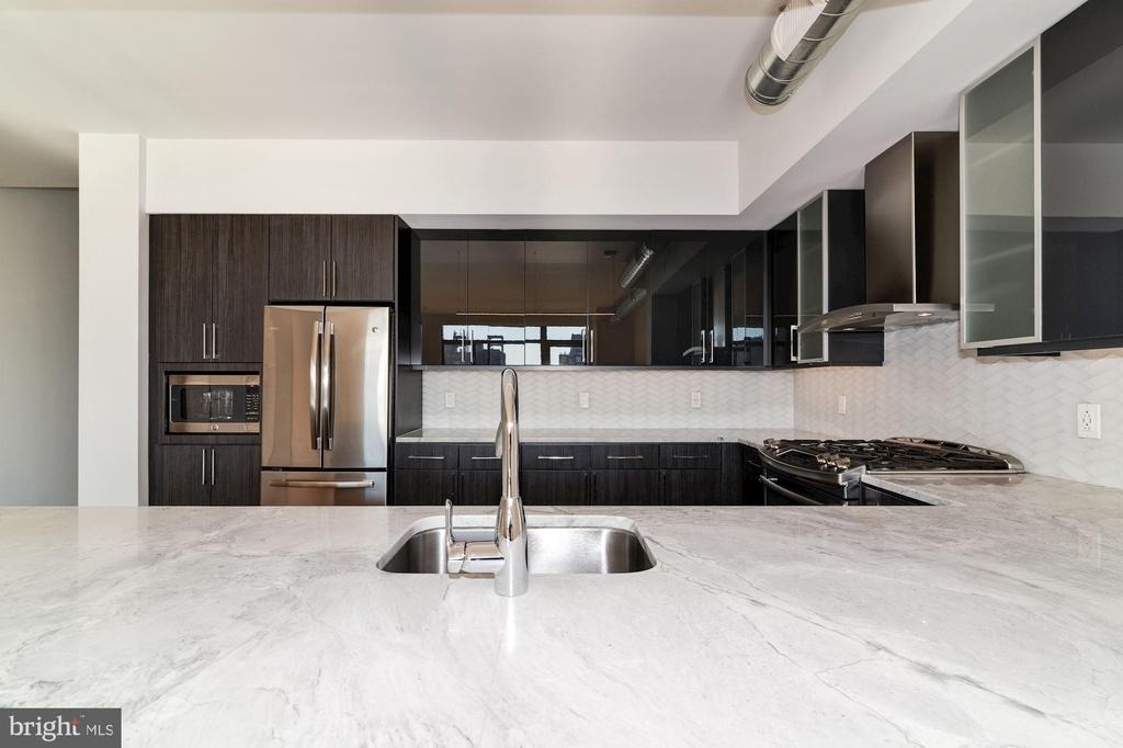 1125 Sansom Street - Photo 6