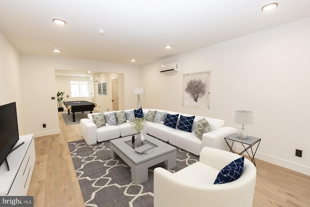 664 N Union Street - Photo 10