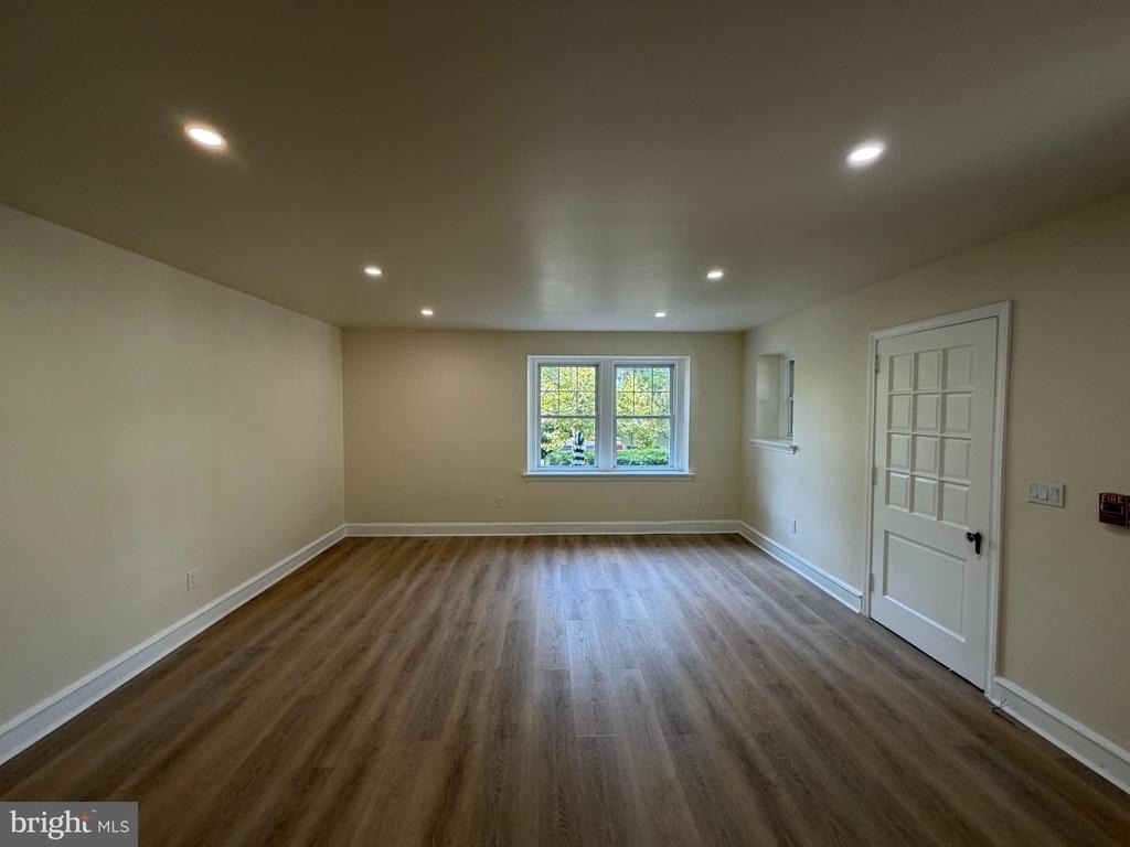 1651 W Grange Avenue - Photo 1