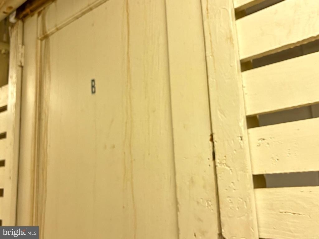 676 Perth Place - Photo 27